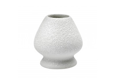 KUSENAOSHI  Stojak porcelanowy na miotełkę do Matcha - biały