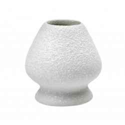 KUSENAOSHI  Stojak porcelanowy na miotełkę do Matcha - biały