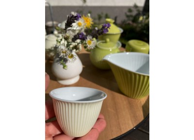Czarka porcelanowa STRIPE - wanilia 40ml Zdjęcie 2 z 2