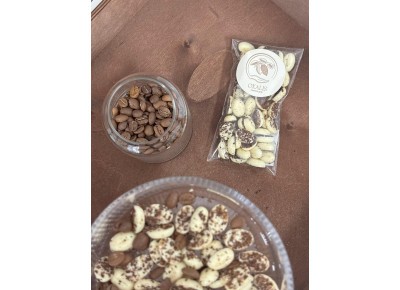 OXALIS Chocolate - Czekoladowe ziarenka z kawą Arabica – białe, 50g