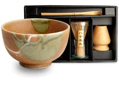 Zestaw akcesoriów do MATCHA KISOJI (czarka, miotełka, stojak na miotełkę i łyżeczka)